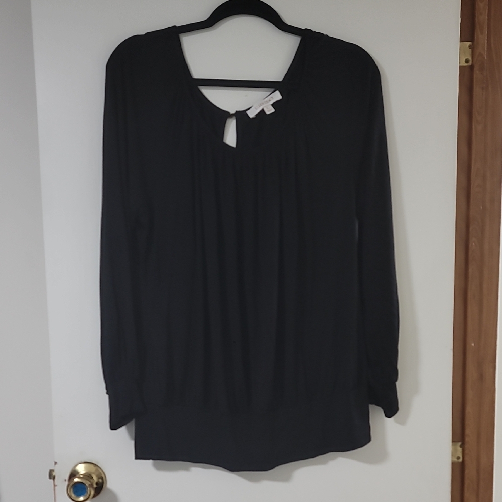 Ellen Tracy Black Long-Sleeve Keyhole Top